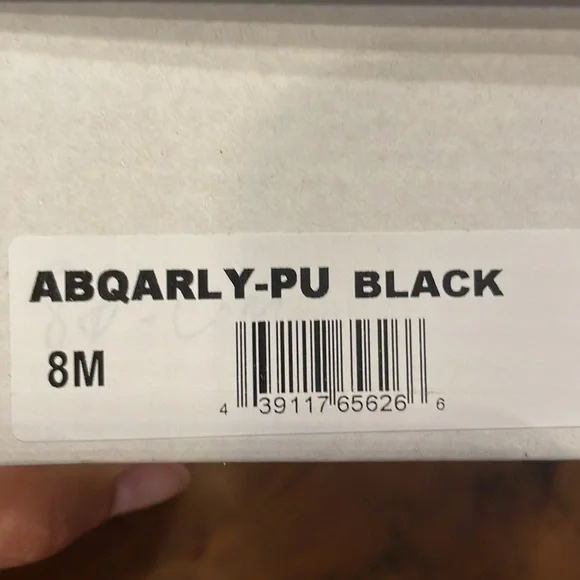 Abound | Qarly Quilted Sandal | Black | size 8 | NWT - Picture 7 of 7